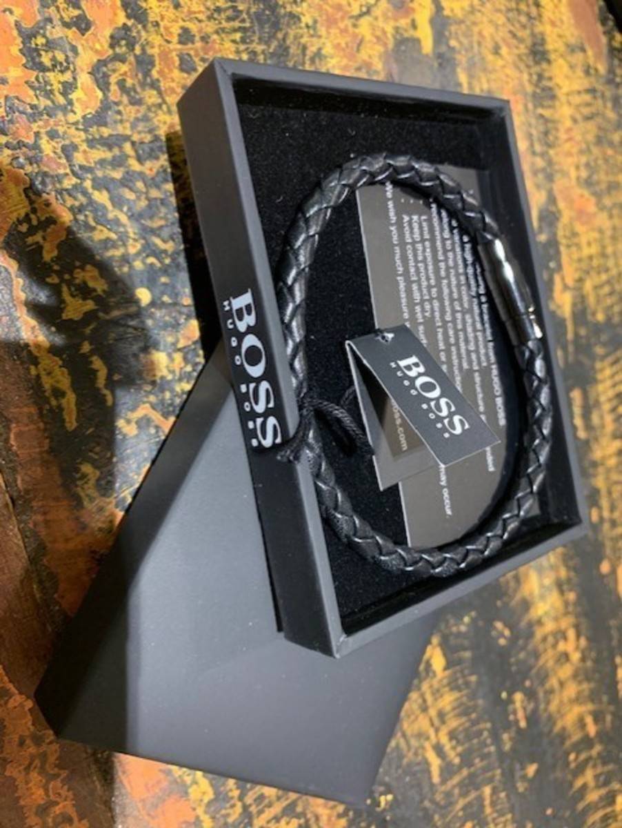 bracelet boss